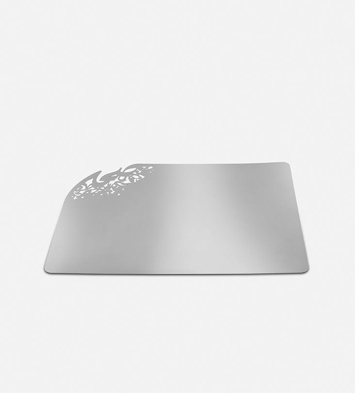 Silver stainless steel placemat in Arabic calligraphy