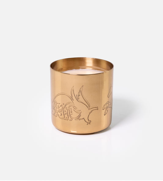 Hand-poured scented candles with fragrances that relate to the UAE in three beautiful metal canisters with Arabic calligraphy etchings featuring a poem by Sheikh Mohamad Bin Rashed Al Maktoum.